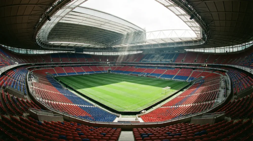 Vista panorámica del Johan Cruijff Arena de Ámsterdam durante un partido de la Eredivisie
